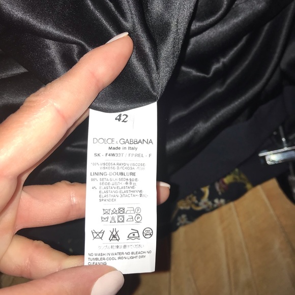 Authentic Dolce & Gabbana Floral Pencil Skirt - Picture 8 of 8